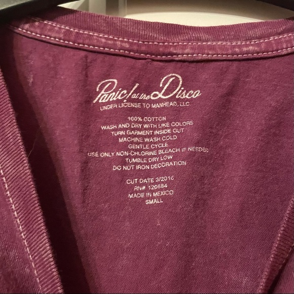 PANIC! AT THE DISCO T-SHIRT - Picture 2 of 3